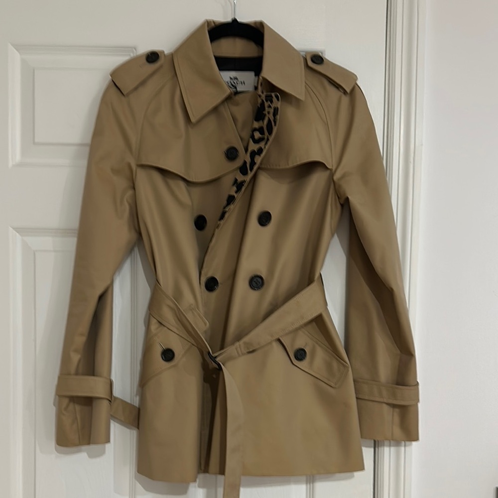 Coach trench coat brand new size S